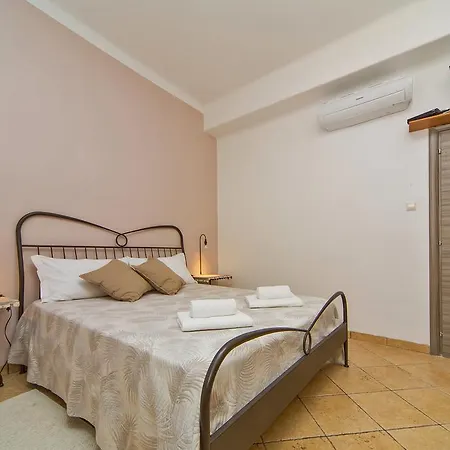 Prijeko House Апартаменты