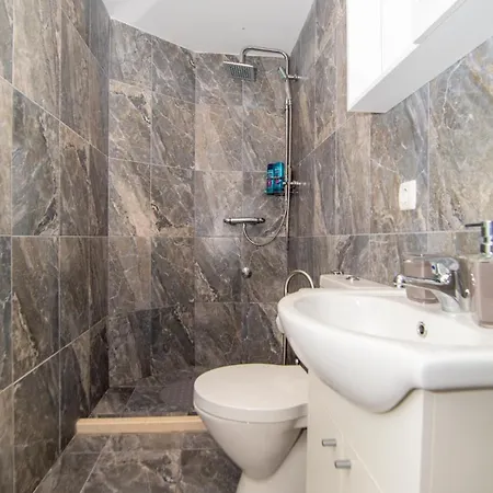 Апартаменты Prijeko House